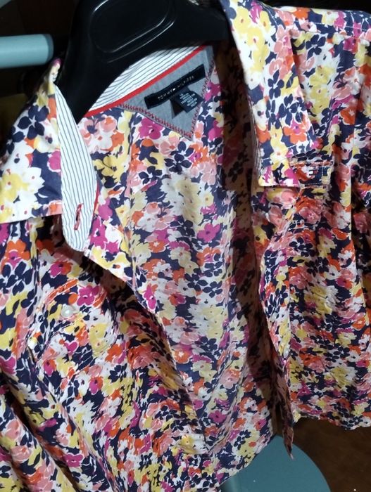 Camiseiro Senhora Tommy Hilfiger tam.  M/L