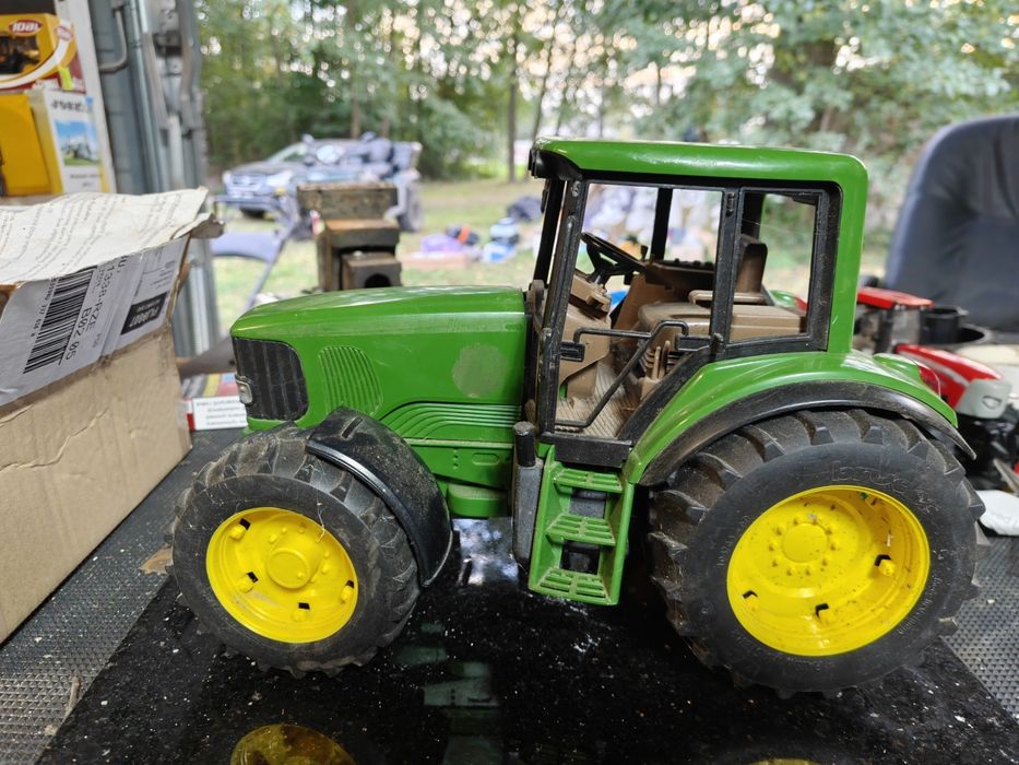Bruder traktor John Deere