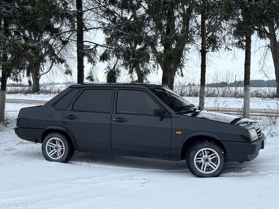 Продам ваз-21099