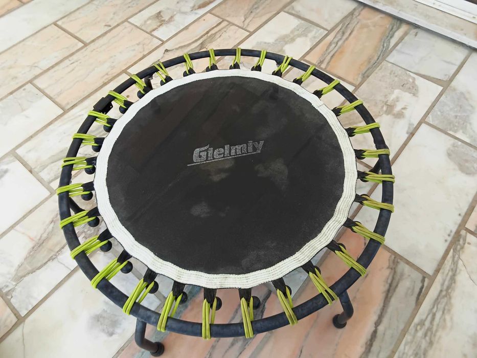 Mini trampolim de fitness Gielmiy – bom estado