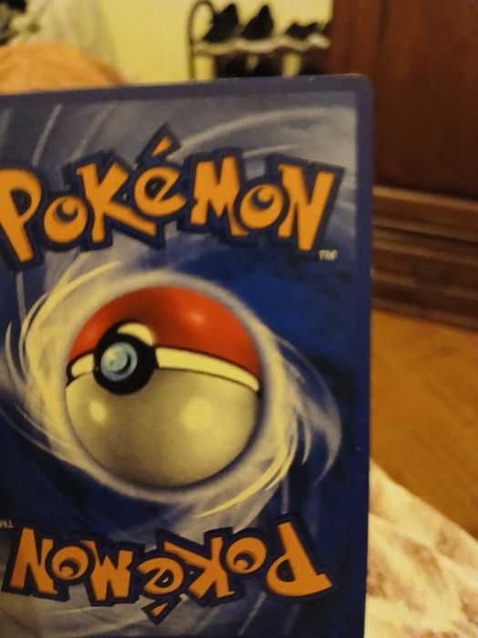 Vendo cartas do pokemo
