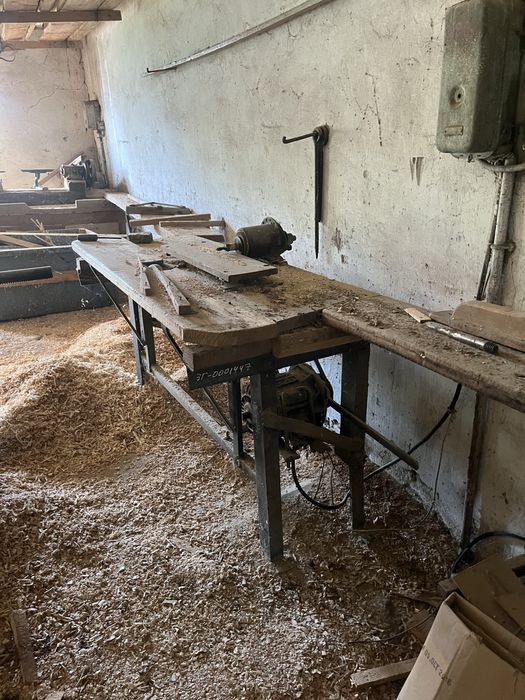 Станок фрезерний по дереву