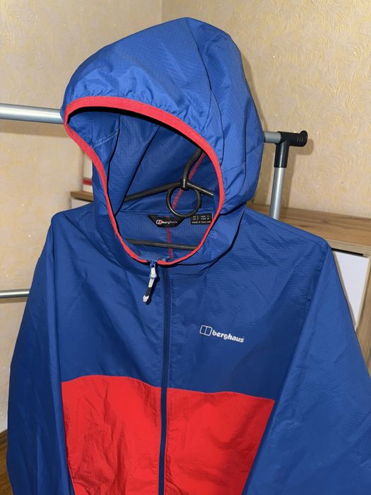 Нейлонова вітровка куртка кофта Berghaus The North Face