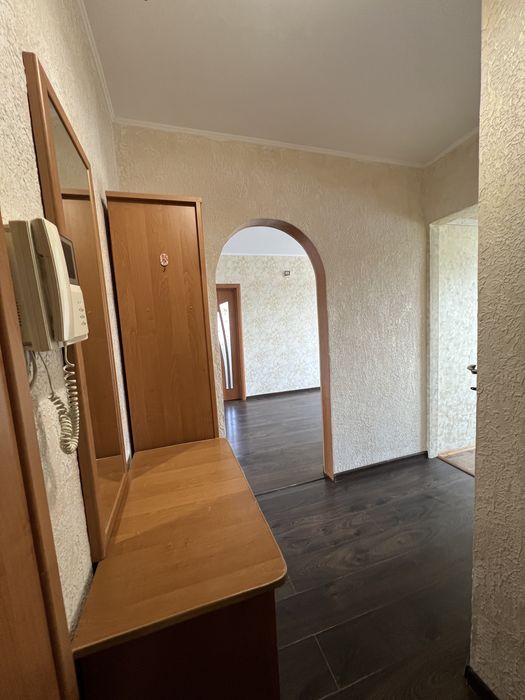 Квартира 3 кімнатна гараж