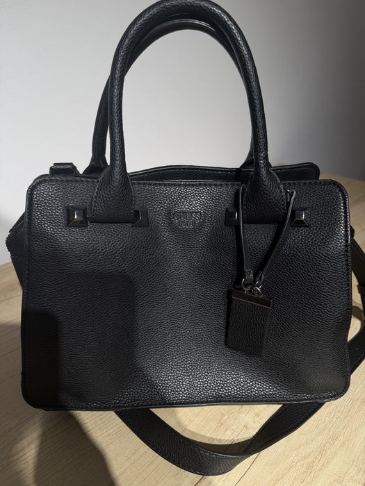 Шкіряна сумка guess