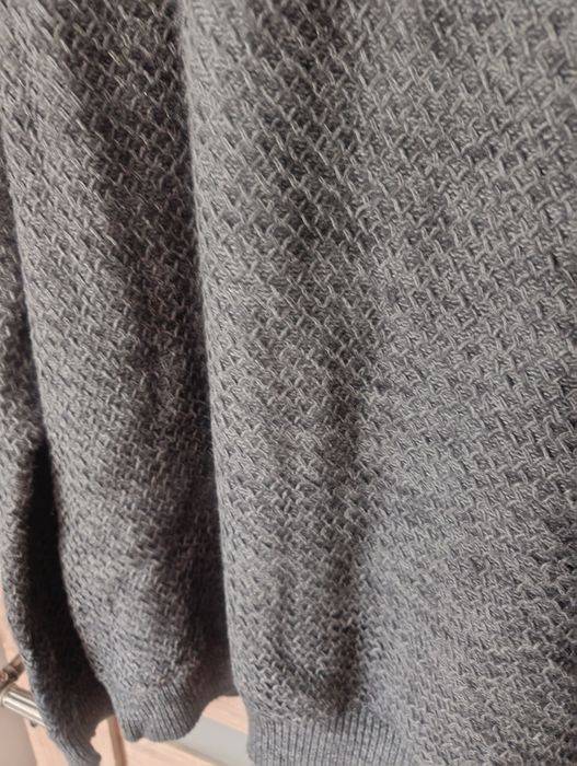 Sweter pleciony z kołnierzem golfem bawełniany szary S