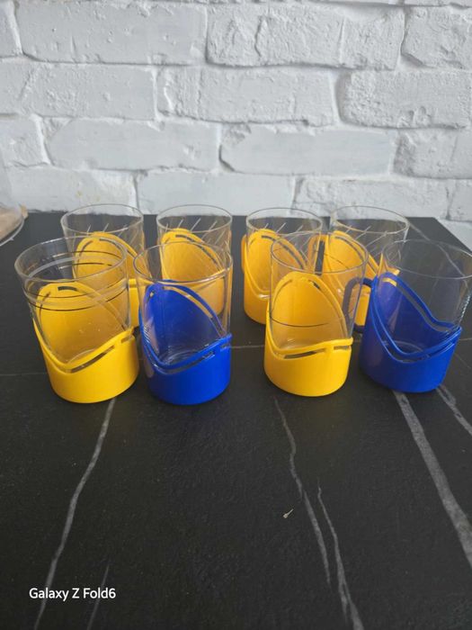 Szklanki literatki z koszyczkami prl