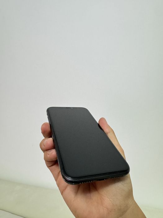 iPhone 11 64GB black