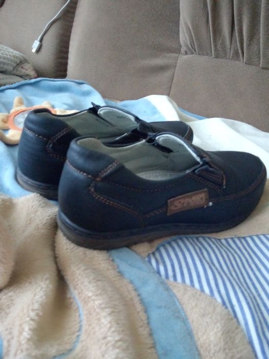 Туфли спортивные