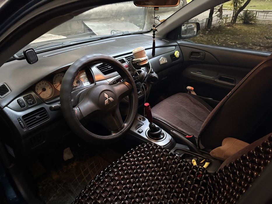 Mitsubishi Lancer
