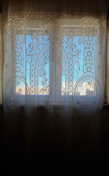 Cortinado de Renda com Argolas ( Antigo )