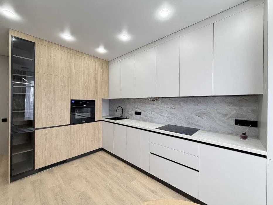 Продажа 1к квартири, вул. Чорновола 27 центр Києва