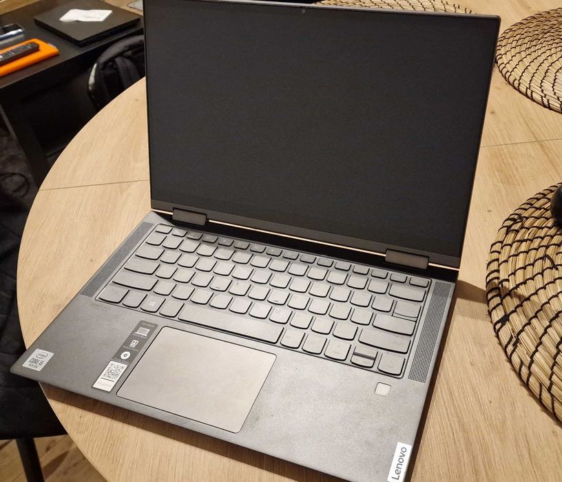 Lenovo Yoga C740 dotykowy 14 cali, jak nowy