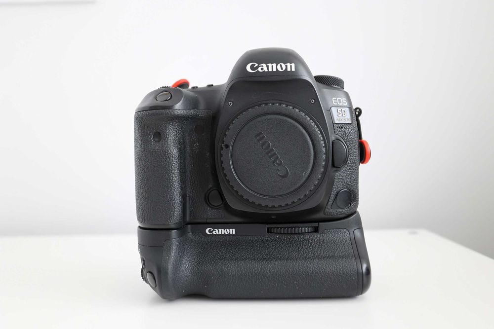 Canon 5D Mark IV