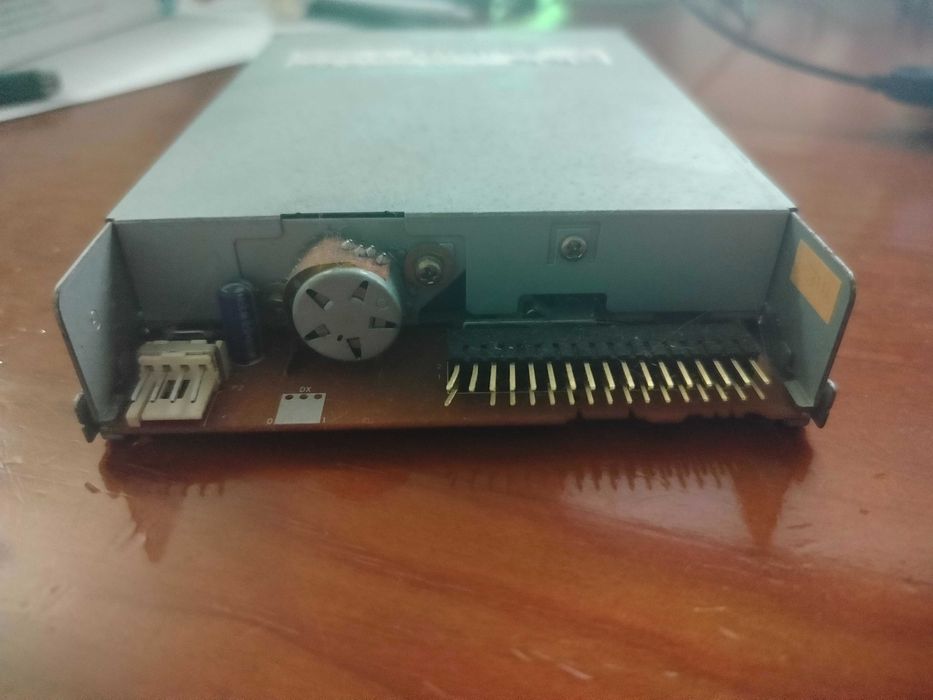 Drive de Disquetes 3.5" NEC FD1231H (1997) – A Funcionar