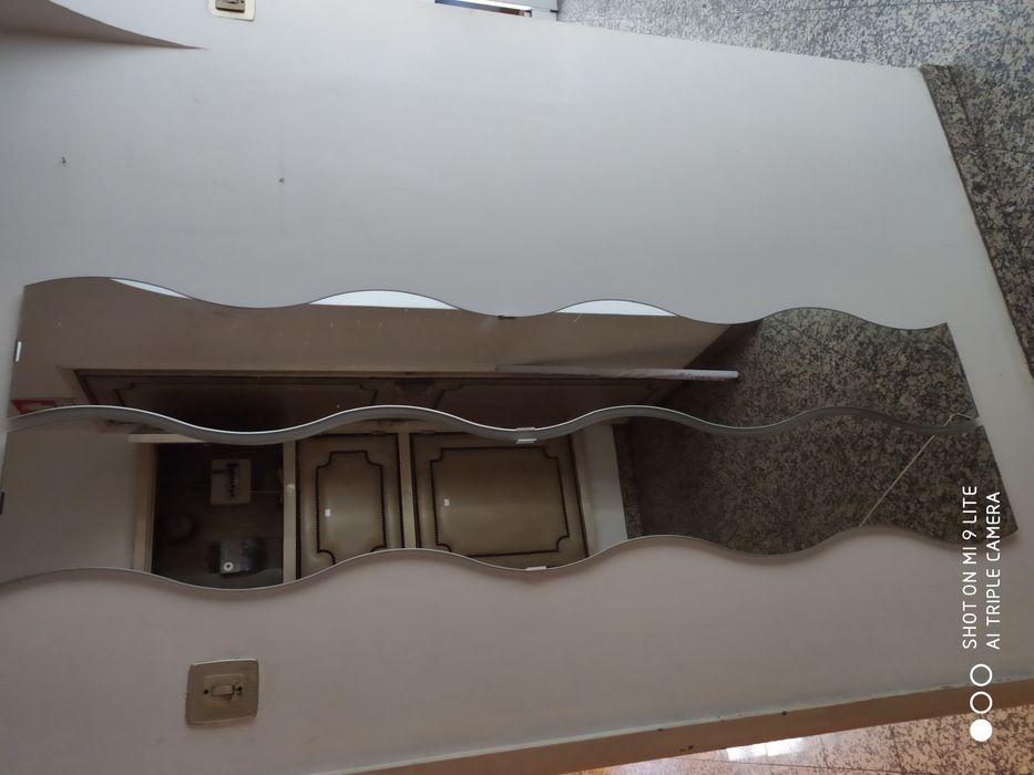 Espelhos com formato em  "S"