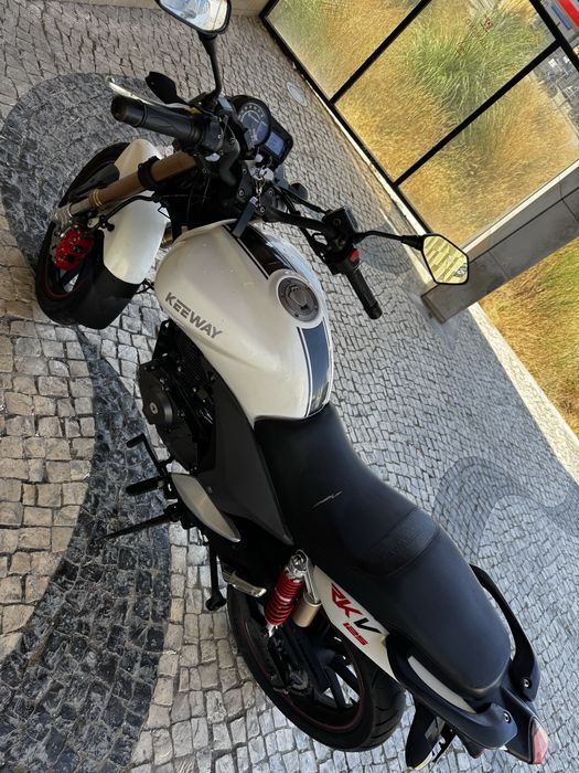 Vendo ou Troco moto Keeway RKV 125cc