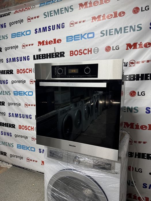 Духова шафа Miele H 5461 B (духовка)