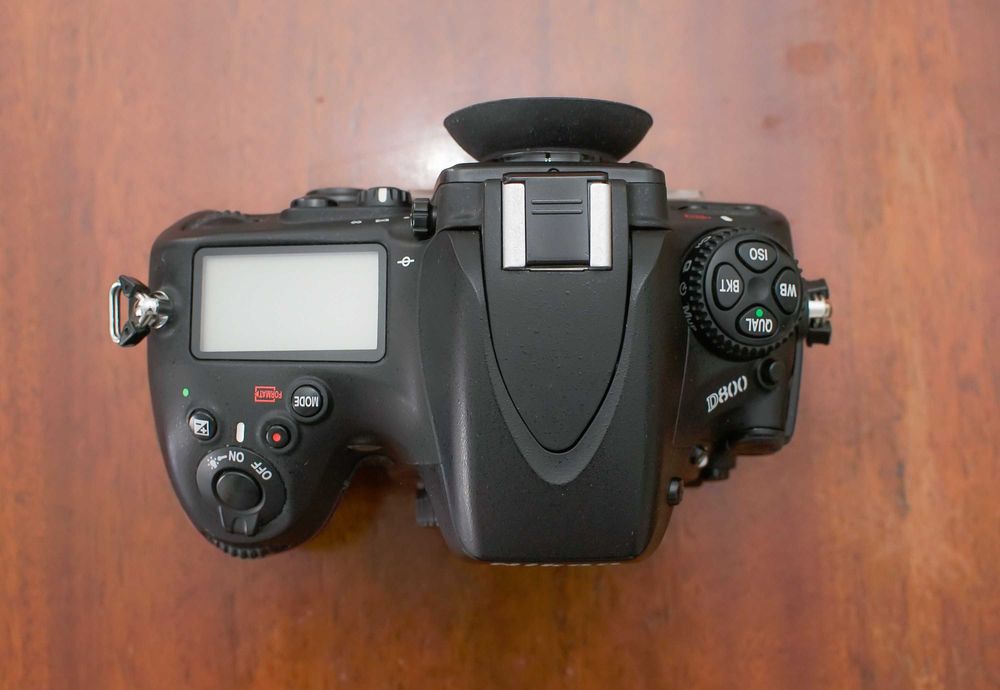 Câmera Digital - Nikon D800 + lente 85mm 1.8 + EXTRAS64171307016451123