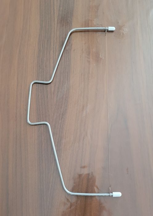 Nóż strunowy do biszkoptu