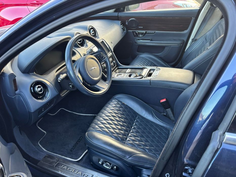 Jaguar xj 2017 mały przebieg