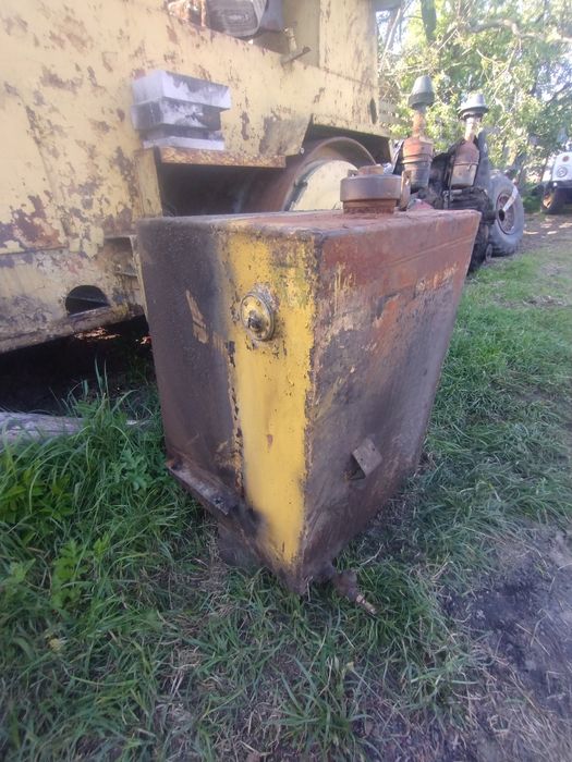 Гідробак бачок фільтр гідравлічний