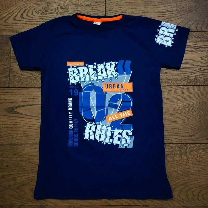 T-shirt chłopięcy rozmiar: 152 nowy