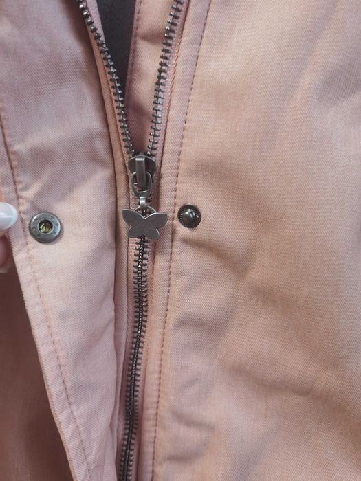 Нова курточка 152р.