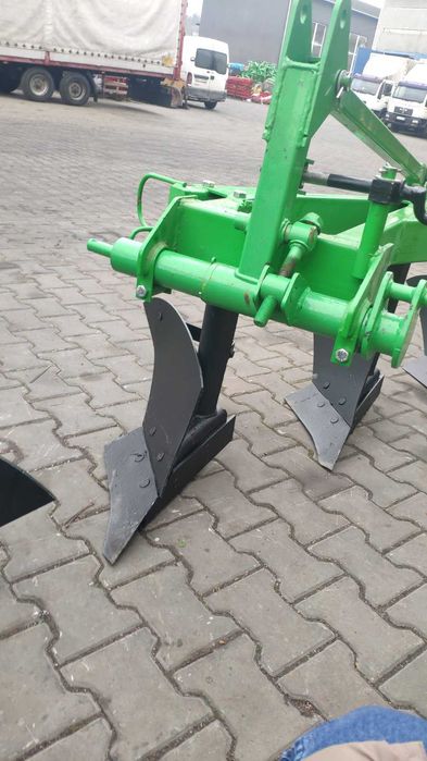 Плуг Польща + велике колесо