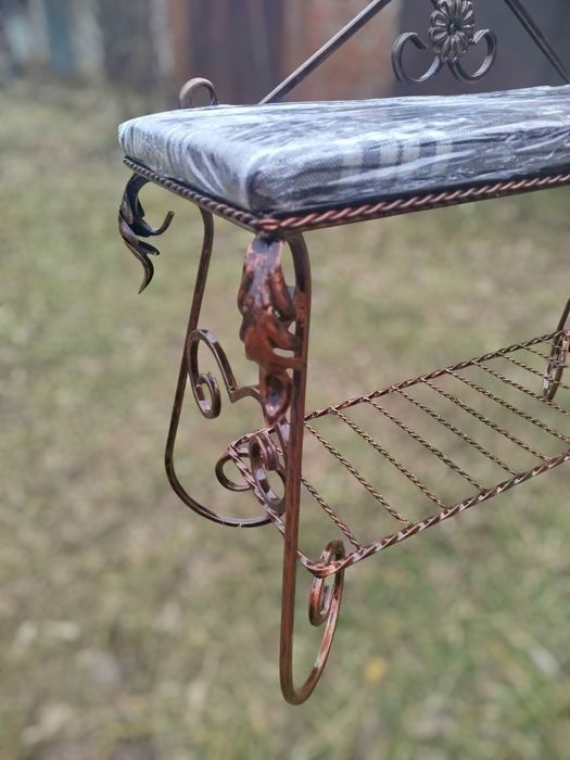 Банкетка ручної роботи