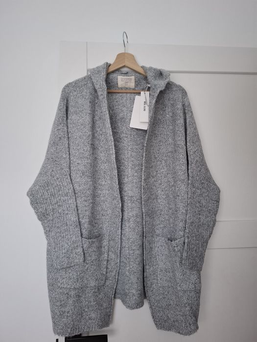 Nowy sweter Diverse