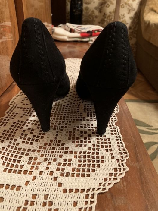 Продам туфли monarch