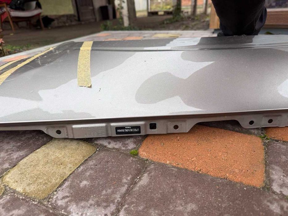 Оригінальне крило від Polestar 2.