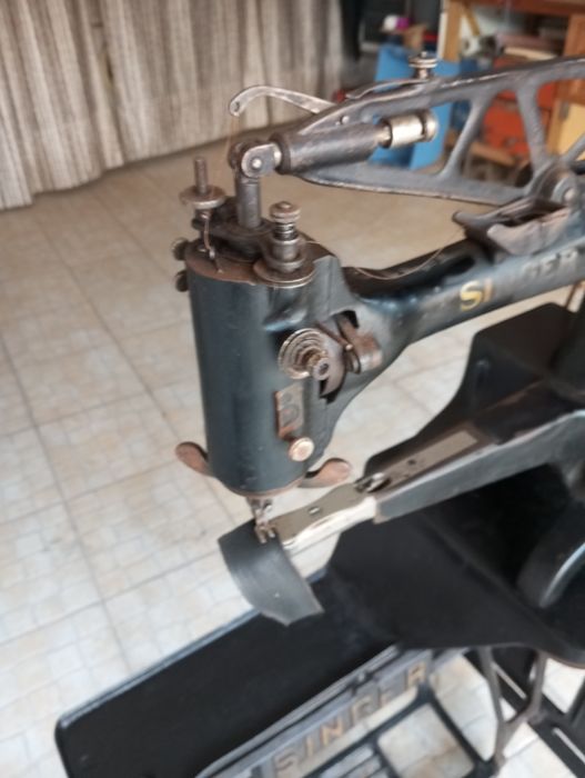 Máquina Singer de gaspear calçado de 1910
