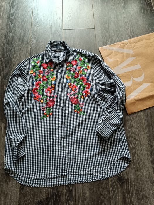 Zara koszula z haftem kwiaty viral r. M