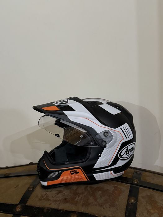 Capacete Arai Tour X4