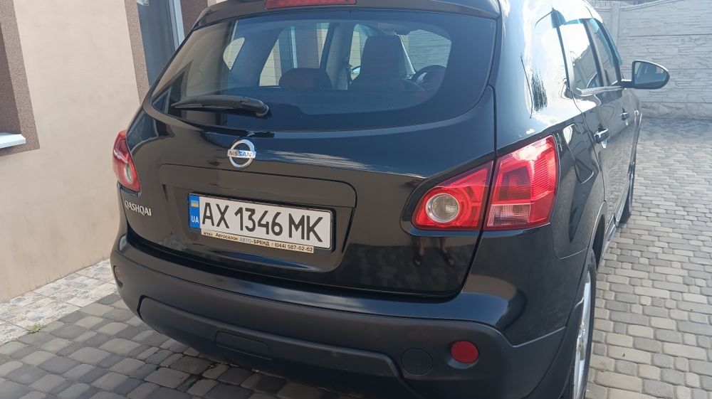 Продам автомобиль Ниссан