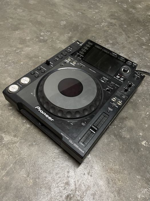 Pioneer CDJ 2000 Nexus