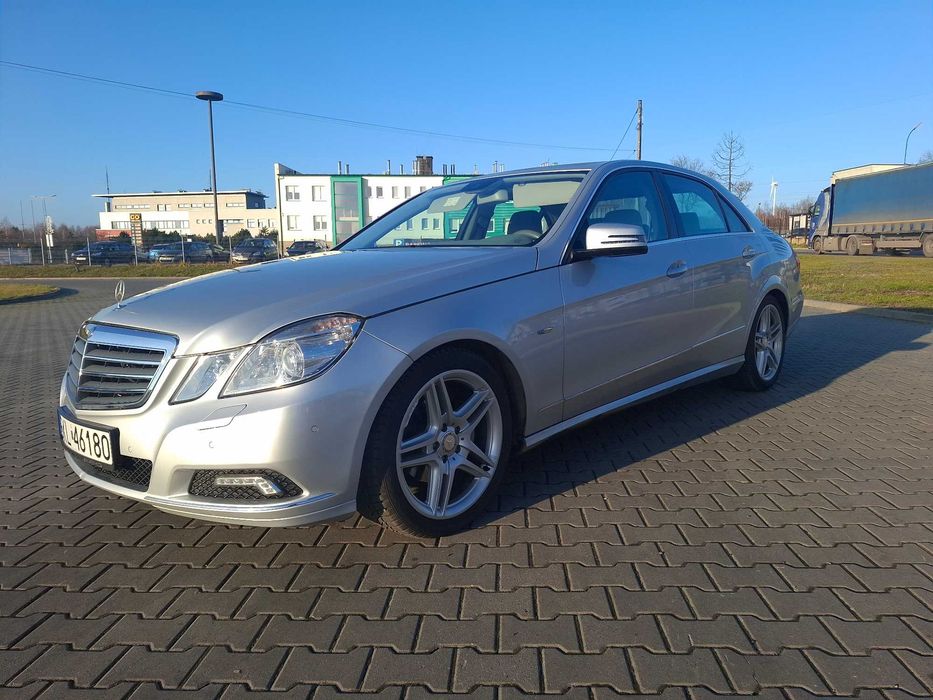 Mercedes Benz E 200 CGI BlueEfficiency W212 Avangarde