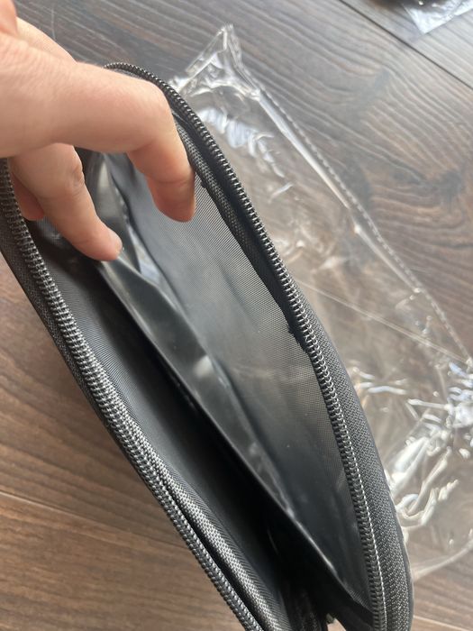 Saszetka podróżna NOWA