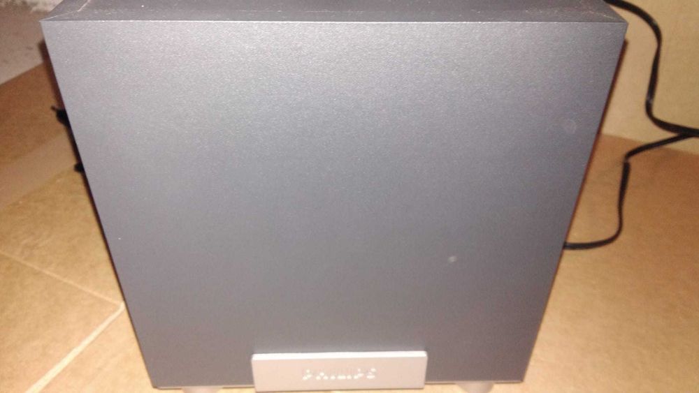 Colunas  para PC  Philips com som buffer.  Muito Pouco uso64740552590337122