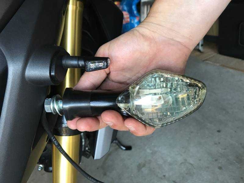 Piscas Led Rizoma FR120B