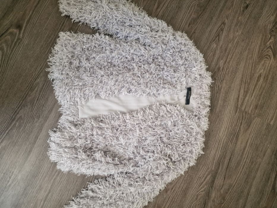 Продам пуховик Max Mara