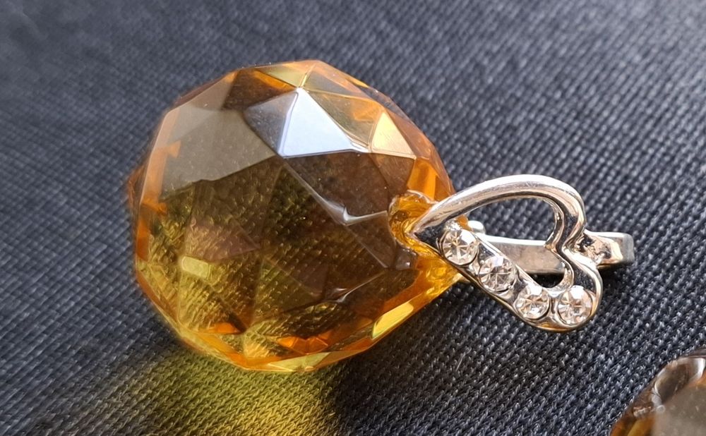 Szklany wisior handmade