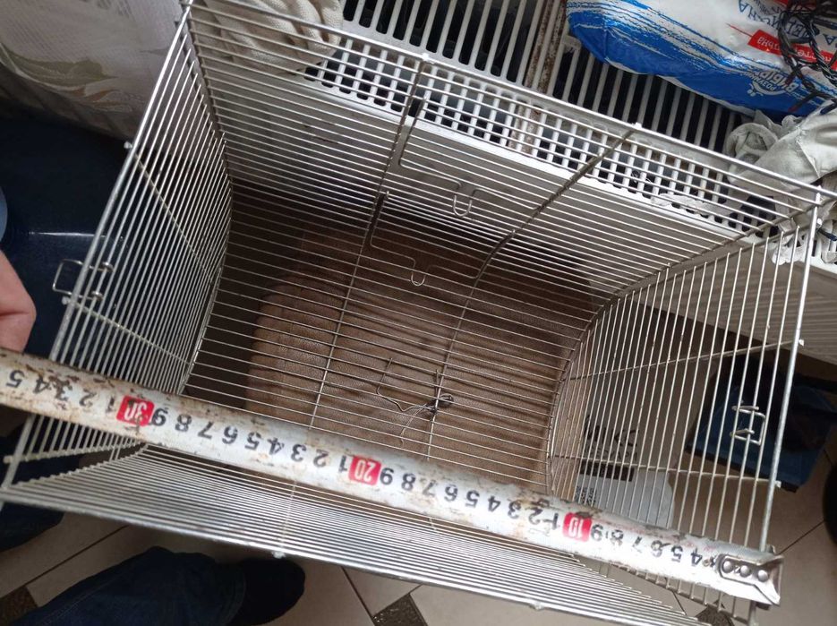Клітка 34х23х32 см без піддона Б/У