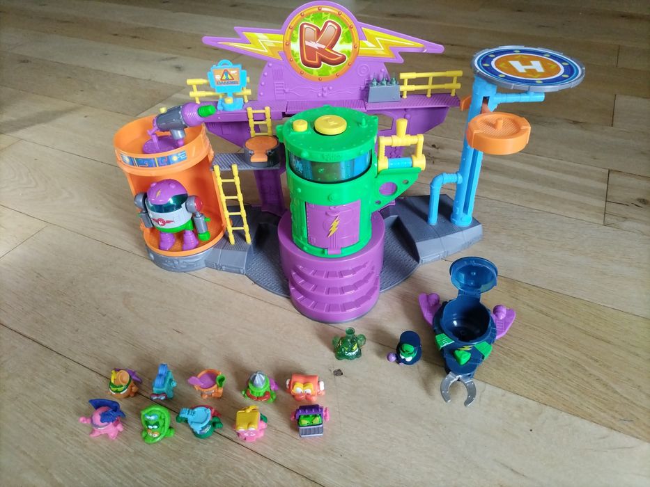 Zestaw Super Zings Laboratorium Profesora K z dodatkiem