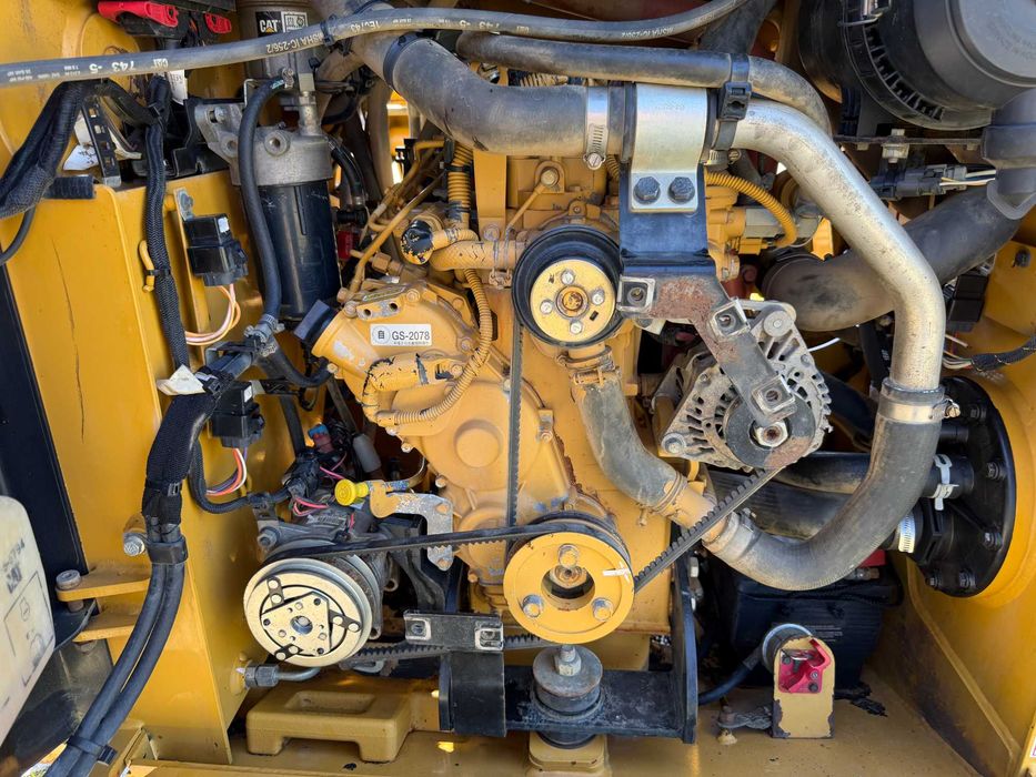 Caterpillar 249D 2015 Mini-Carregadora
