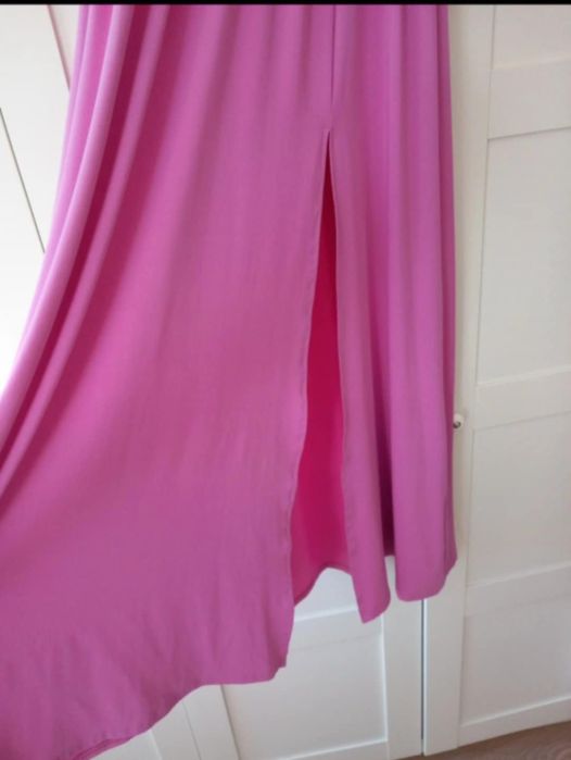 Sukienka długa różowa