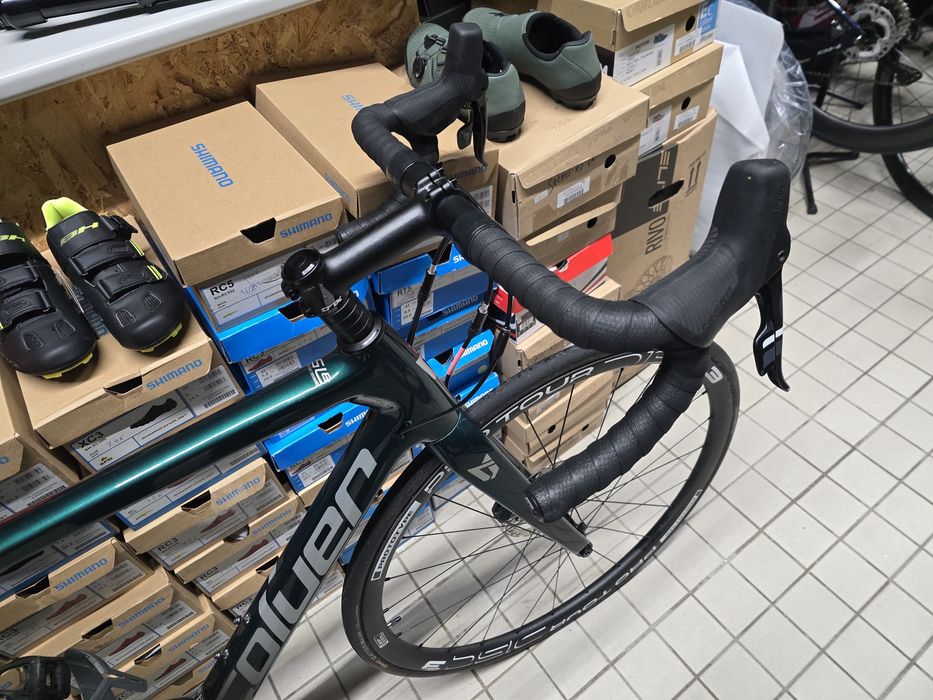 Bicicleta de disco rodas de carbono