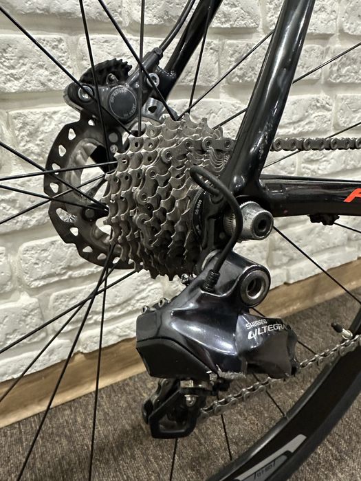 Rower szosowy Apex Ultegra Di2 tarcze